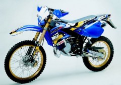 mrx-50-pro-2004-bleu.jpg