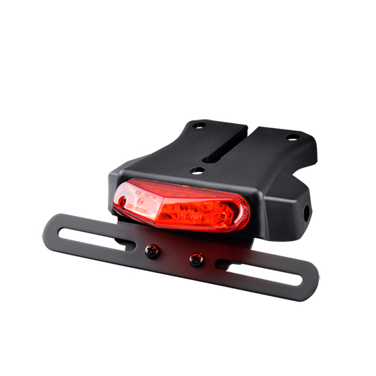 feu_arriere_a_leds_tunr_rouge_avec_support_de_plaque_aluminium-c497897.jpg